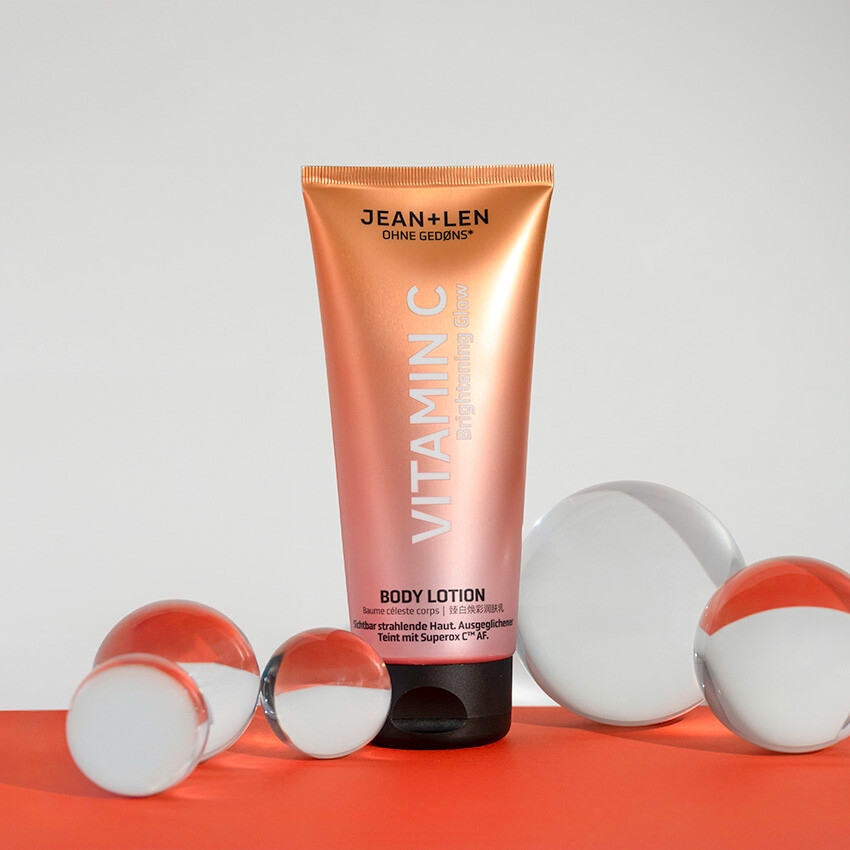 vitaminc-active-ingredients-bodylotion-02