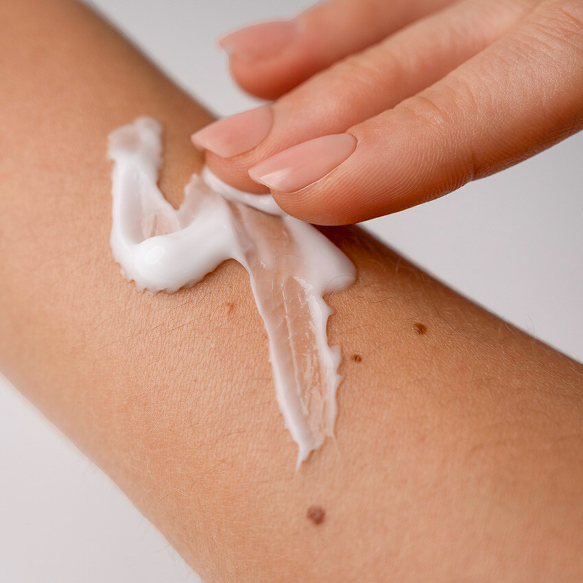 niacinamide-active-ingredients-bodylotion-04